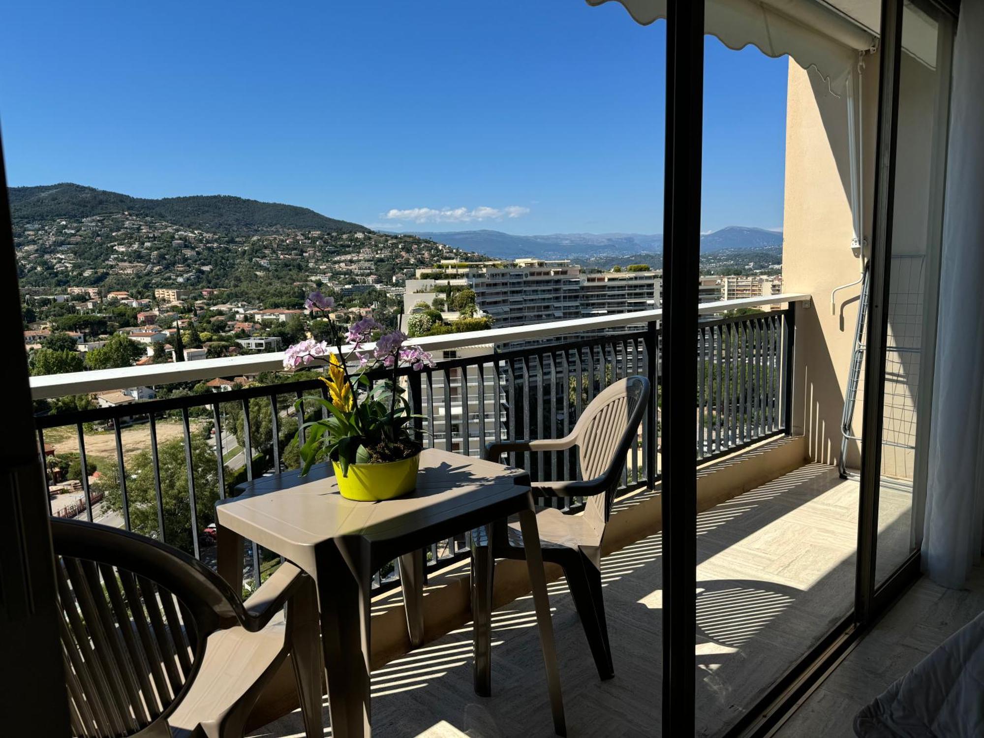 My Resid Appart Cannes Vue Marina Et Vue Montagne Мандельє-ла-Напуль Екстер'єр фото